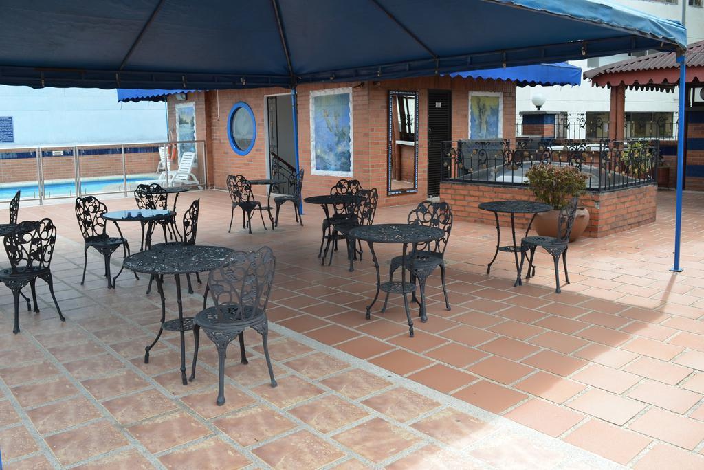 Ribera Del Rio Av 2Da Norte Cali Exterior photo